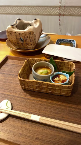 Opinii despre 京ゆば処静家 二条城店 în 京都市 - 飲食業