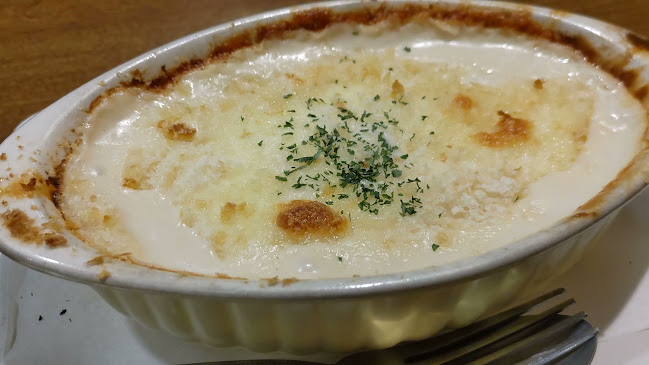 〒780-0870 高知県高知市本町１丁目４−１８