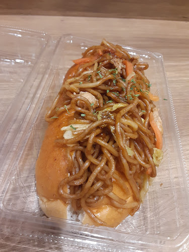 Opinii despre 小麦の郷 ライフ長田店 în 神戸市 - 飲食業