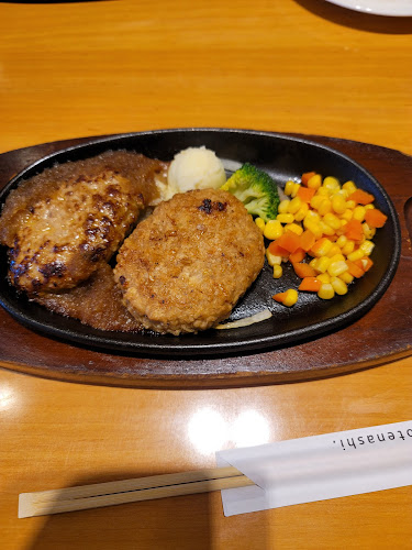 Opinii despre ステーキ宮 戸塚平戸店 în 横浜市 - 飲食業