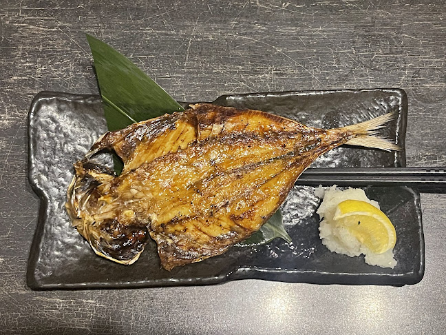 上野アメ横のひもの屋 - 飲食業