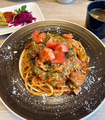 Opinii despre 小さなトマト în 青森市 - 飲食業