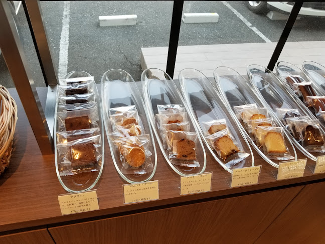 ニューモラス - 飲食業