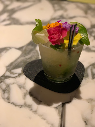 〒190-0014 東京都立川市緑町３−１