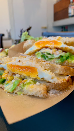 ペルケ.ノ - 飲食業