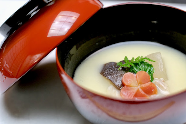 Opinii despre 割烹 松由 în 金沢市 - 飲食業