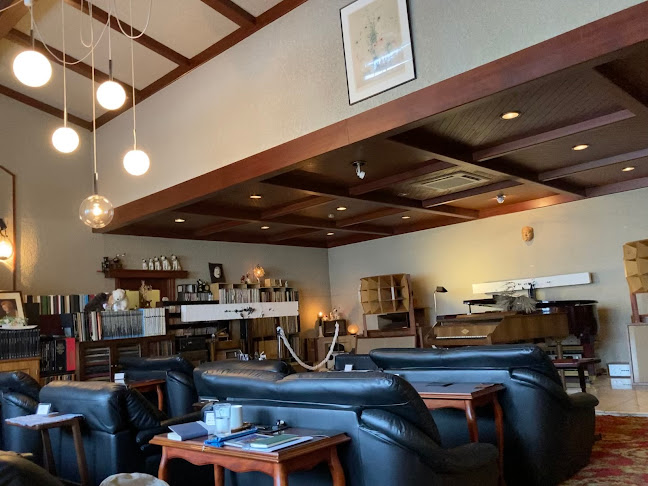 Opinii despre 名曲喫茶 柳月堂 în 京都市 - 飲食業