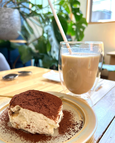 〒850-0831 長崎県長崎市鍛冶屋町２−６ 2f