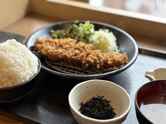 まるみ食堂 - 飲食業