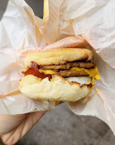 Comentarii opinii despre マクドナルド ＬＩＮＫＳＵＭＥＤＡ店