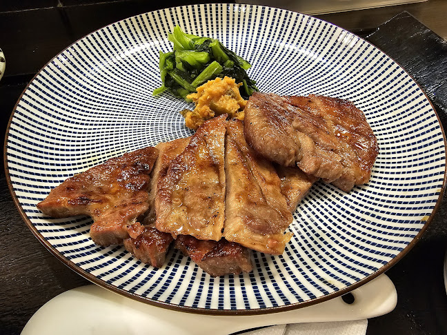 炭焼牛たん東山 沖縄リウボウ店 - 那覇市