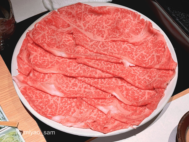 しゃぶしゃぶ・日本料理 木曽路 名駅ＩＭＡＩビル店 - 飲食業