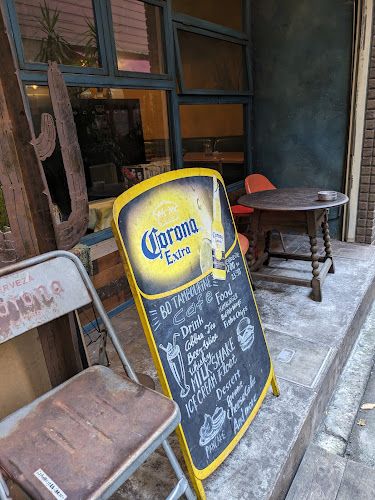 Opinii despre ボ・タンバリンカフェ în 神戸市 - 飲食業