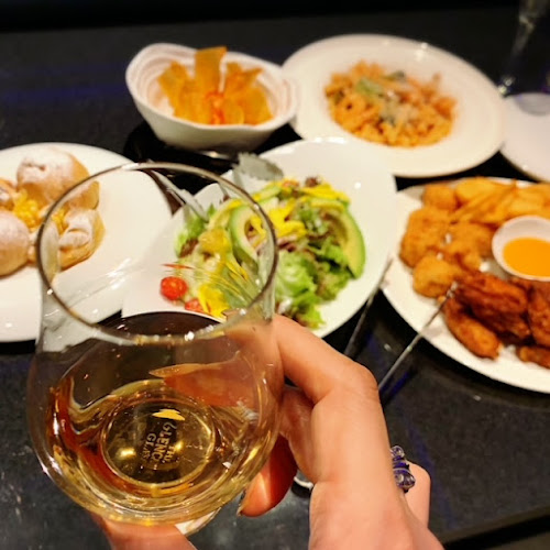 〒106-0032 東京都港区六本木７丁目１４−２３ B1F