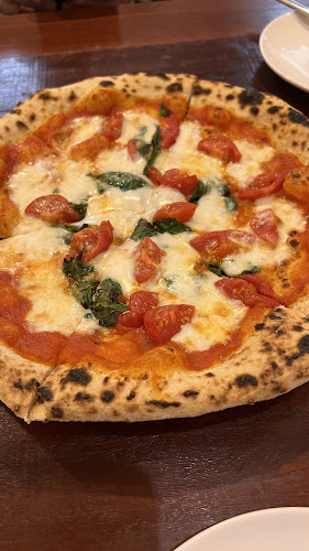 Opinii despre トラットリア バル ブルローネ în 別府市 - 飲食業