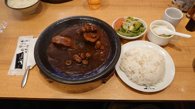 〒981-3135 宮城県仙台市泉区八乙女中央２丁目１−１８ 牛たん炭焼利久泉本店