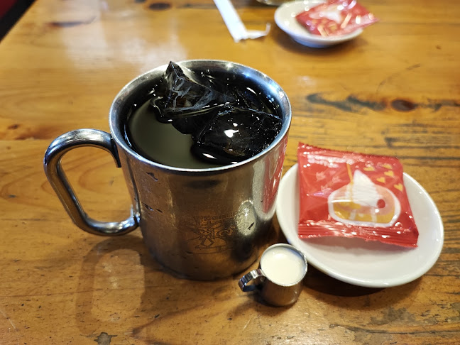 Opinii despre コメダ珈琲店 五女子店 în 名古屋市 - 飲食業