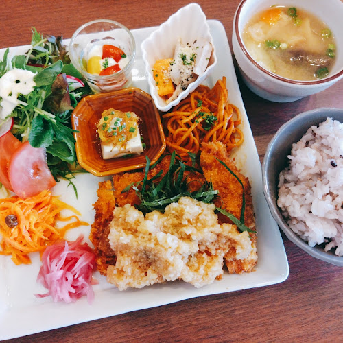 〒850-0931 長崎県長崎市南山手町４−２８ ヴィラ・コモン南山手 １階