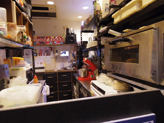 Comentarii opinii despre ターコイズ ケバブ