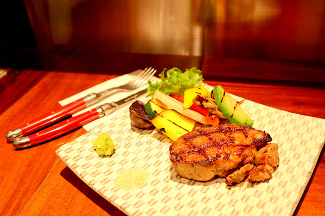 肉卸 小島 グランスタ東京 - 千代田区