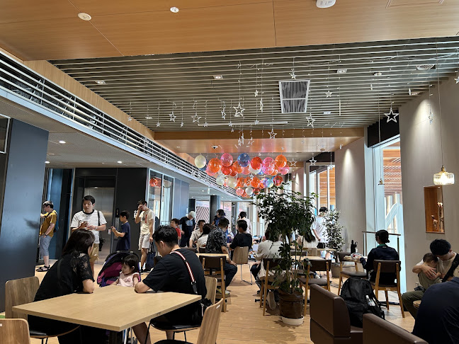 さんじのおやつ 観光交流センター店 - 飲食業