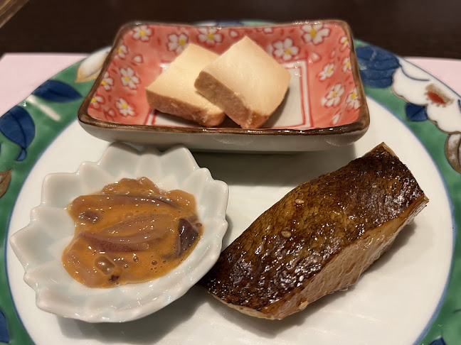 〒802-0004 福岡県北九州市小倉北区鍛冶町１丁目６−１７−２