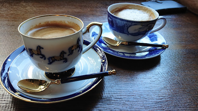 Opinii despre カフェ エリスマン în 横浜市 - 飲食業