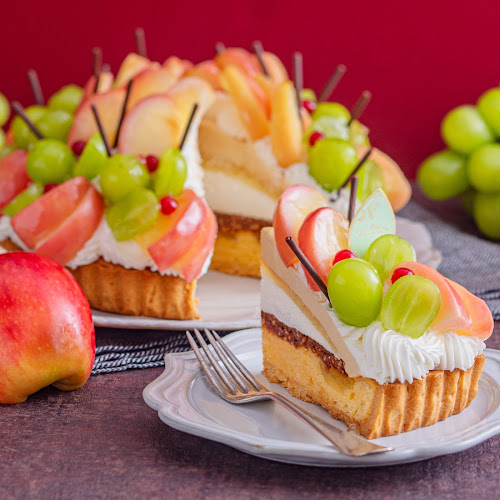 ラ・メゾン アンソレイユターブル アトレマルヒロ店 - 飲食業