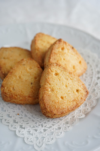 Comentarii opinii despre 幸福スイーツ アルカイック