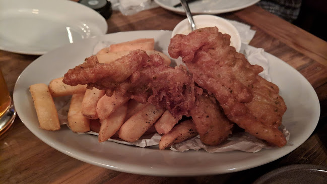 Comentarii opinii despre CRAFT BEER BAR IBREW 秋葉原駅前店