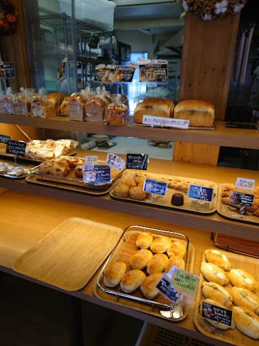 Opinii despre パンパーネ 六田店 în 名古屋市 - 飲食業