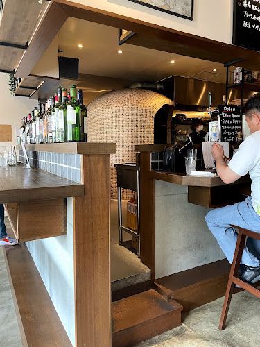 海老そばとwine PARMI - 飲食業