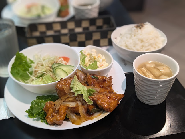 〒569-0071 大阪府高槻市城北町２丁目６−２０ ペンタゴンビル１Ｆ