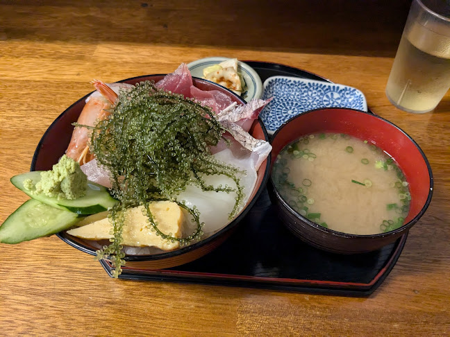 Opinii despre 海鮮食堂 太陽(ティーダ) în 浦添市 - 飲食業