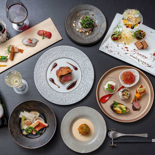 ダイナミックキッチン＆バー 響 横浜スカイビル店 - 飲食業