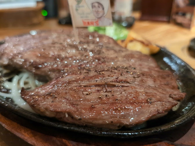 〒900-0032 沖縄県那覇市松山１丁目１５−２０