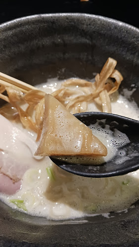 Comentarii opinii despre 鶏Soba 座銀 にぼし店