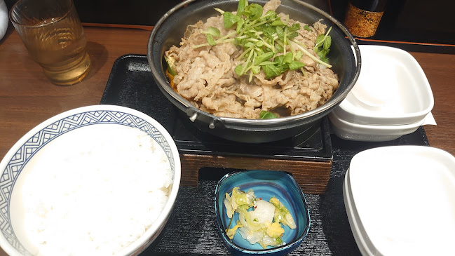 Opinii despre 吉野家 綱島駅東口店 în 横浜市 - 飲食業