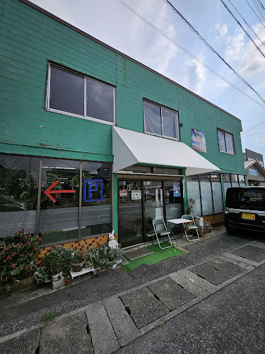 Tropical Lanches - トロピカル ブラジルの食品 - 飲食業