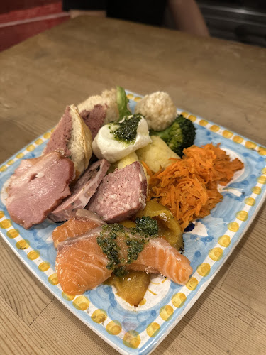 スクニッツォ･ダ･シゲオ - 飲食業