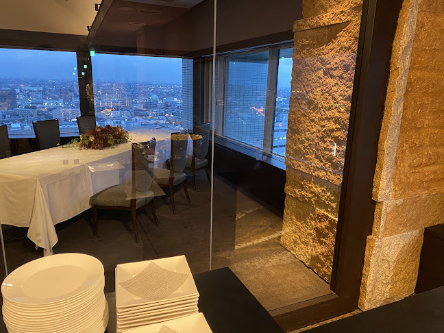 ソルプレーサ - 飲食業