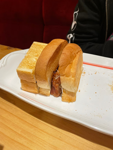 〒453-0015 愛知県名古屋市中村区椿町６−９ エスカ地下街内