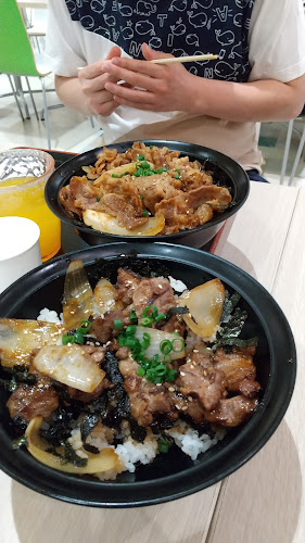 〒562-0034 大阪府箕面市西宿１丁目１５−３０