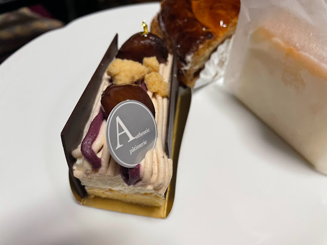 Opinii despre パティスリーオーセンティック în 神戸市 - 飲食業