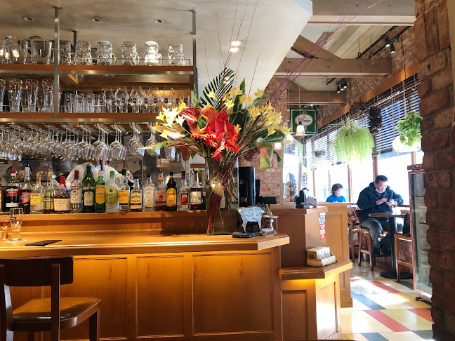 〒104-0061 東京都中央区銀座１丁目２−１