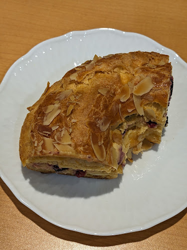 ブランジュリー パリの空の下 - 飲食業