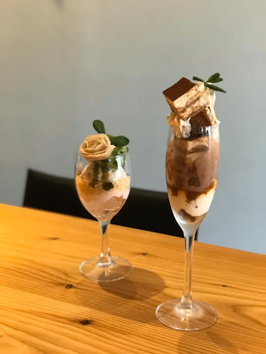 Bar Pond - 飲食業