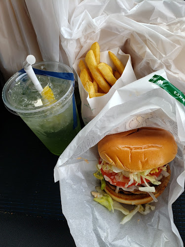 モスバーガーカインズ西神南店 - 飲食業