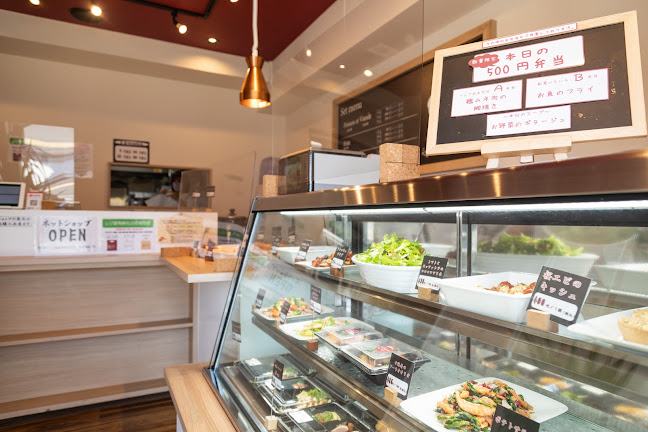 おうちでごはん Heureuxheure(ウルーウール) - 飲食業