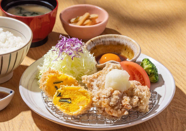 大戸屋ごはん処 鳴子店 - 名古屋市